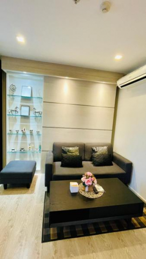 The base Central Pattaya 1098 by Numam